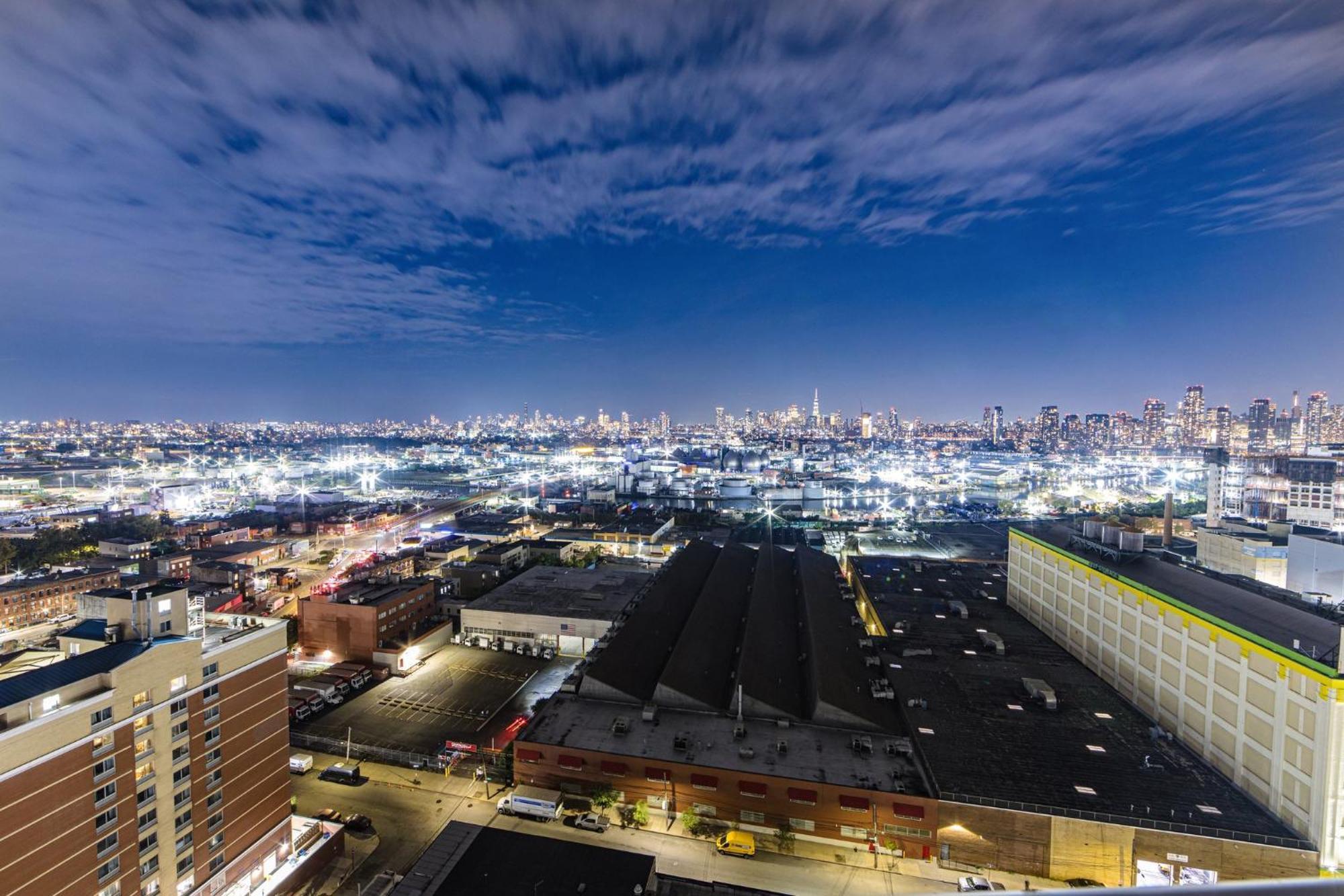 Holiday Inn Express Long Island City E - New York By Ihg エクステリア 写真