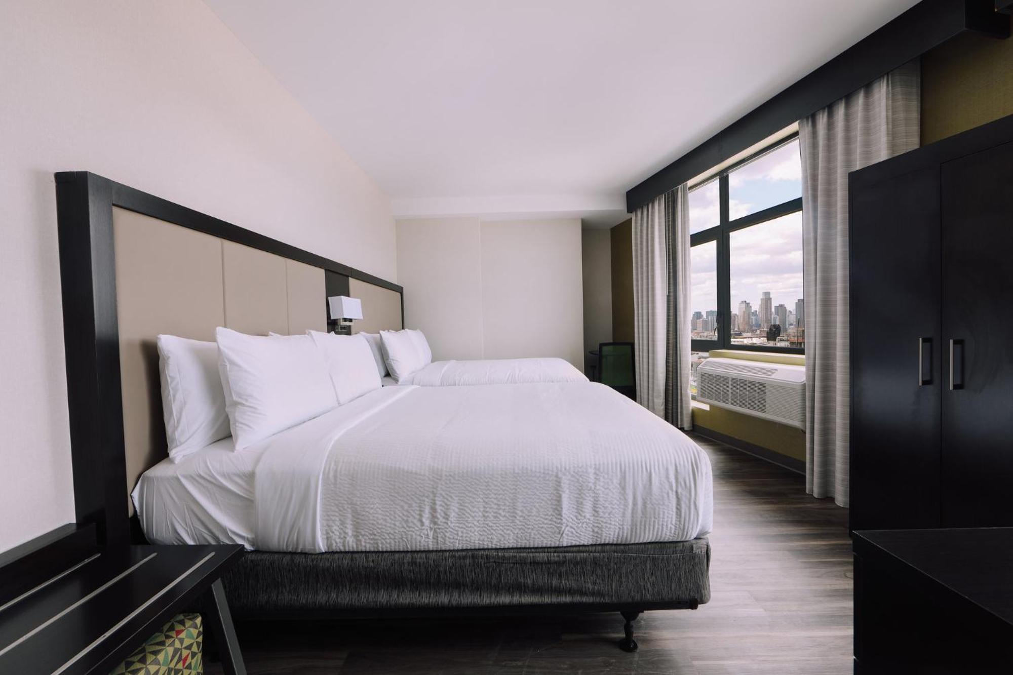 Holiday Inn Express Long Island City E - New York By Ihg エクステリア 写真