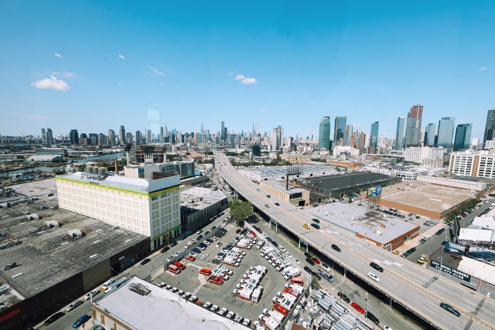 Holiday Inn Express Long Island City E - New York By Ihg エクステリア 写真