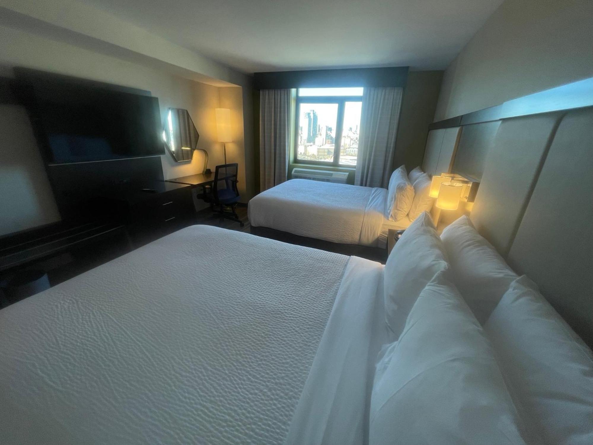 Holiday Inn Express Long Island City E - New York By Ihg エクステリア 写真