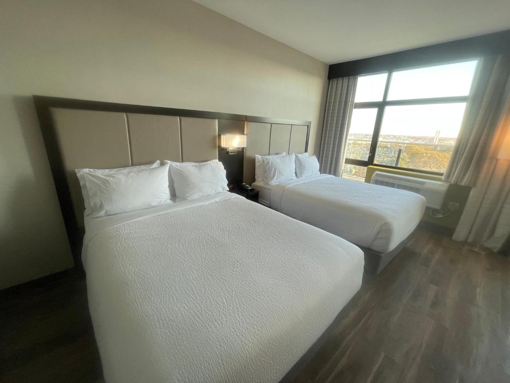 Holiday Inn Express Long Island City E - New York By Ihg エクステリア 写真