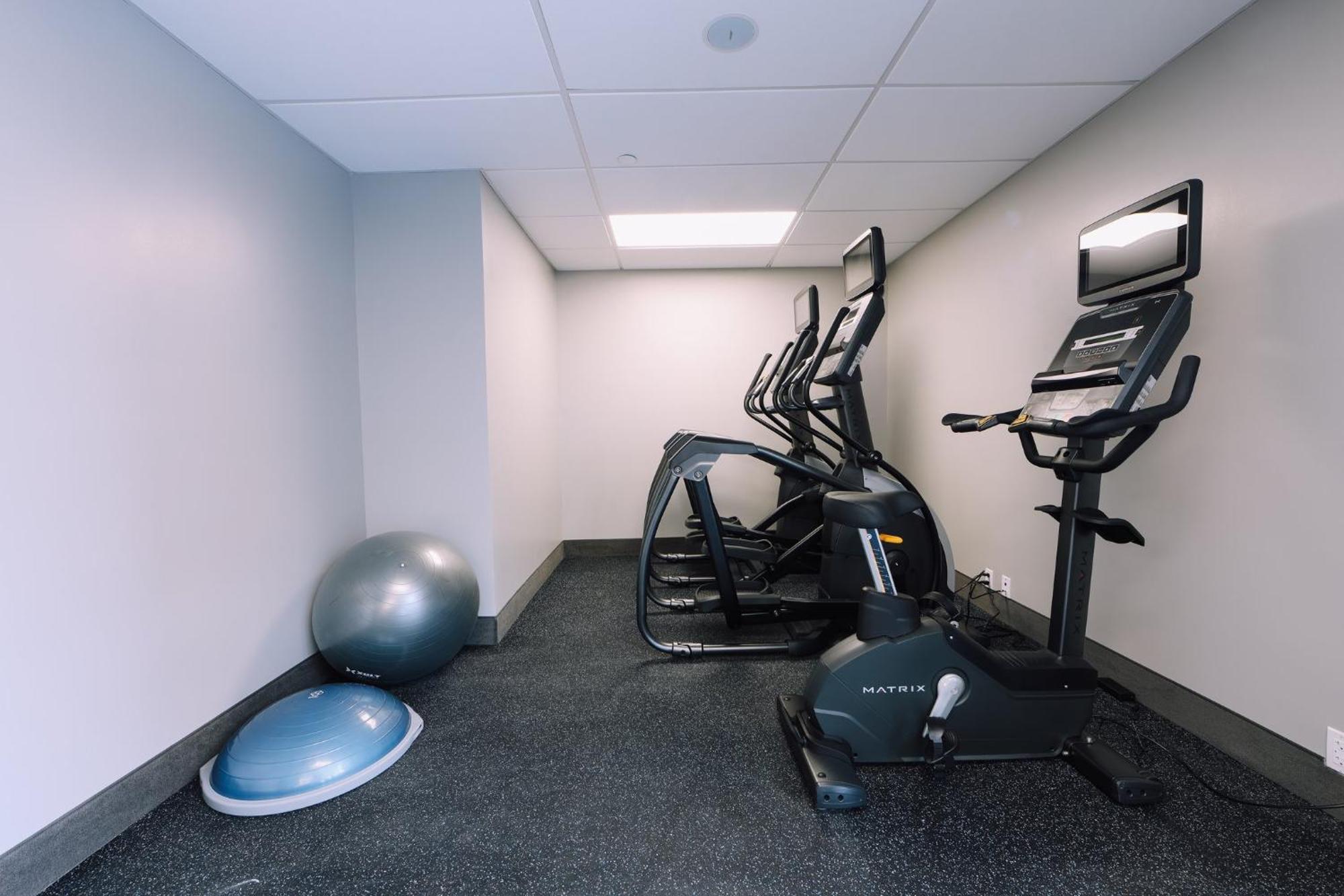 Holiday Inn Express Long Island City E - New York By Ihg エクステリア 写真