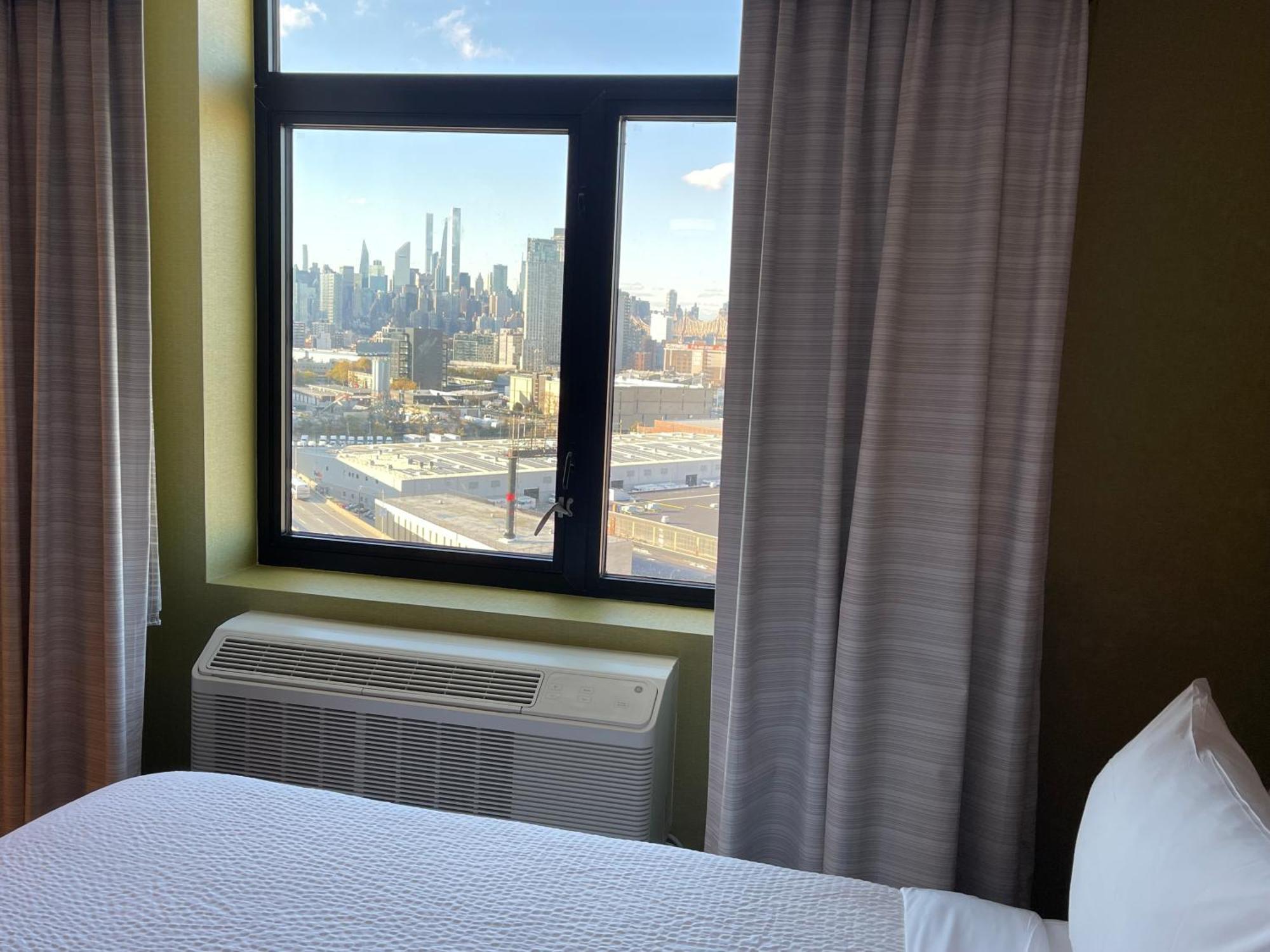 Holiday Inn Express Long Island City E - New York By Ihg エクステリア 写真